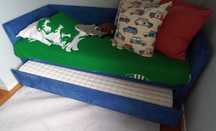 Vendo mobiliário de quarto: Cama, Roupeiro, Cómoda, Camiseiro, Estante