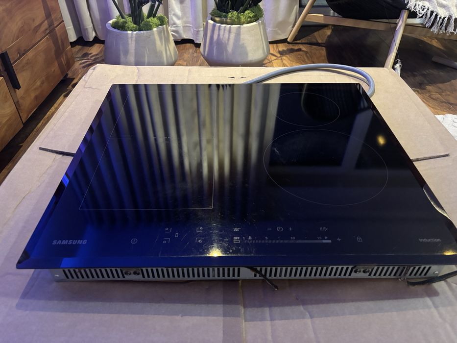 Płyta indukcyjna Samsung duzo funkcji