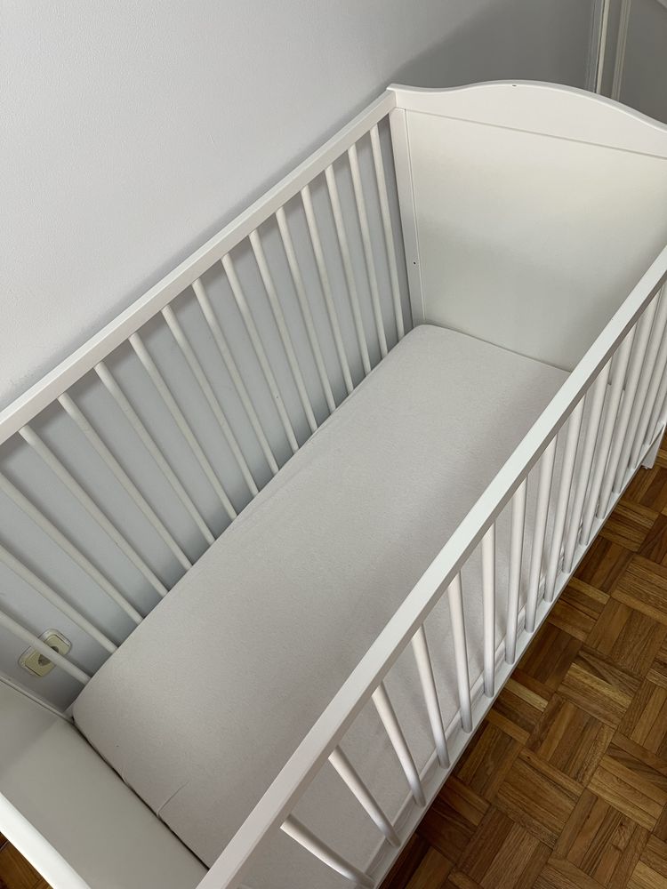 Berço ikea com colchao