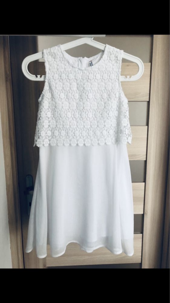 Wlegancka sukienka cocodrillo elegant  roz 140