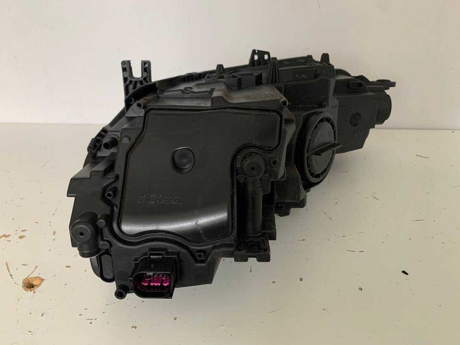 Prawa Lampa Reflektor Audi a5 8w6 lift zwykły led USA