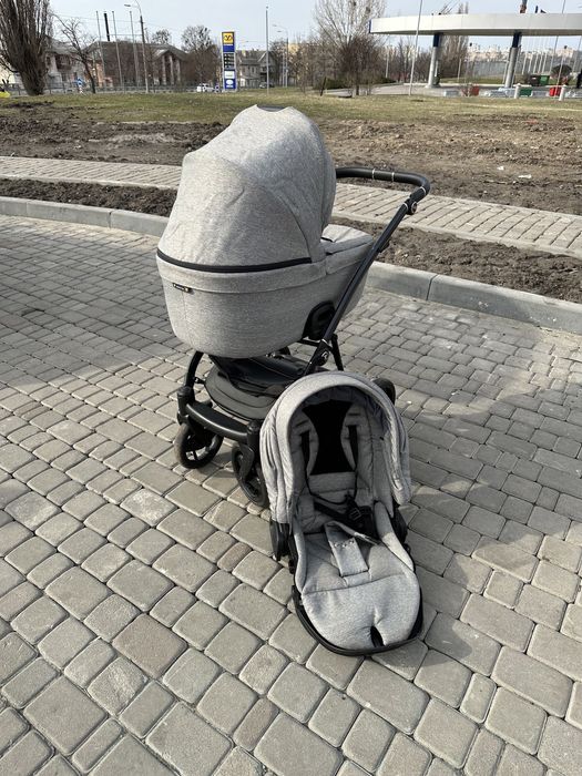 Продам коляску 2в1 Invictus 2.0