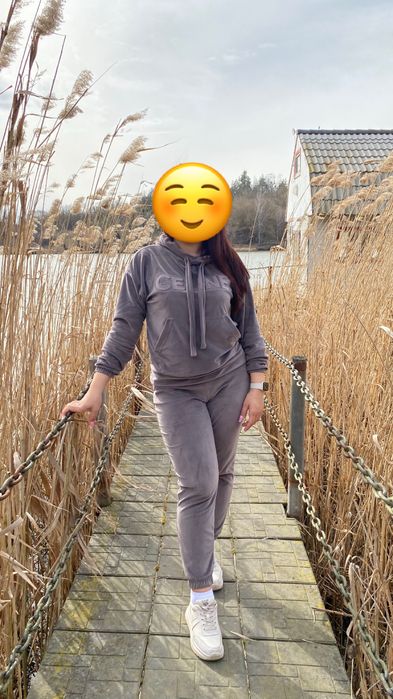 Костюм  спрртивний велюровий , теплий, велюровий,колір сірий