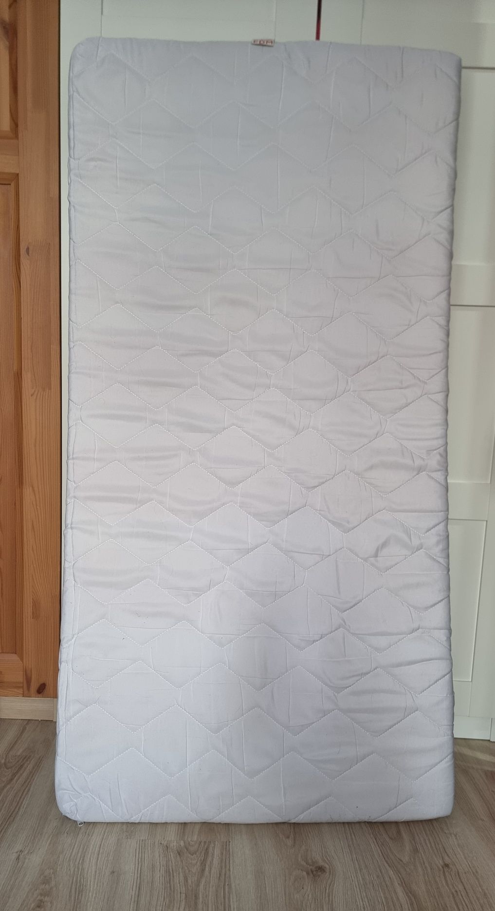 Łóżko drewniane dla dziecka domek TIPI 140x70 z materacem