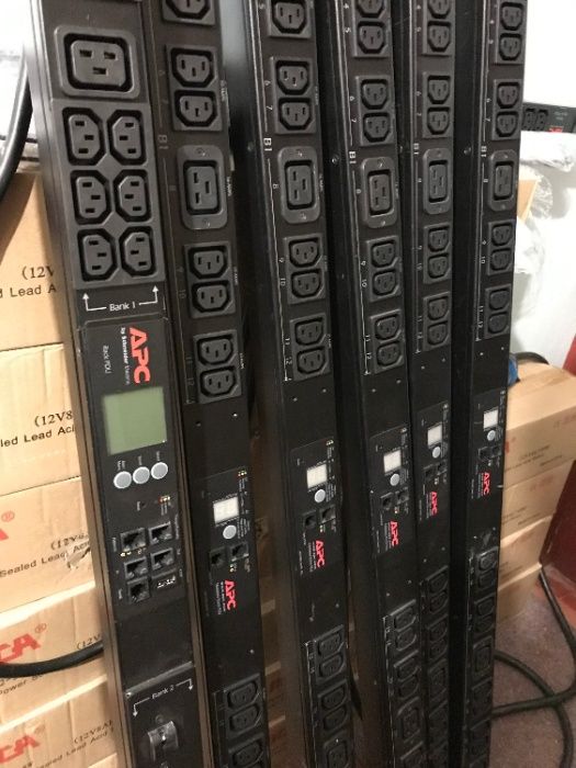 Rack PDU розетки apc