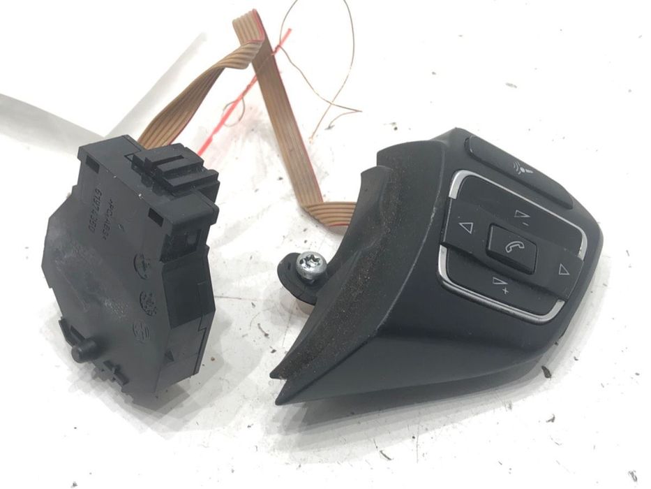 PRZEŁĄCZNIKI KIEROWNICY - 89.00 PLN - VW POLO V (6R1, 6C1) 2009 - 2022 1.6 TDI 66 kW [90 KM] olej