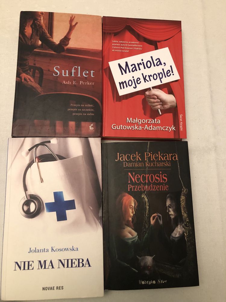 4 książki różne opis na zdjeciach