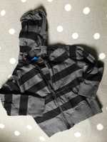 szaro-czarny sweter 104
