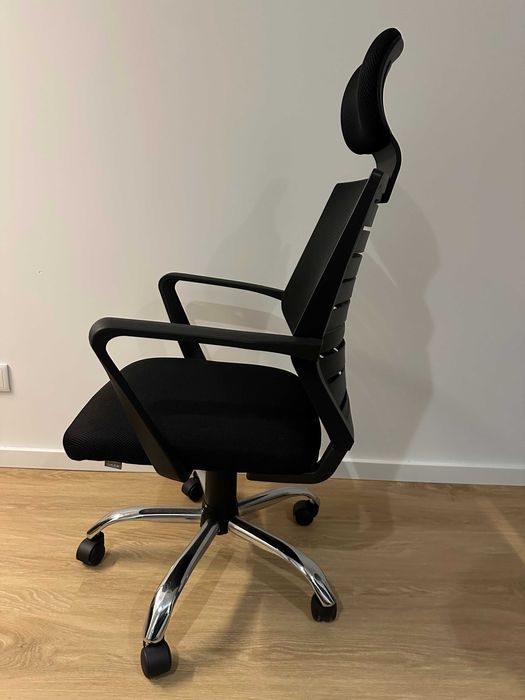 Cadeira ergonómica de escritório - Como nova