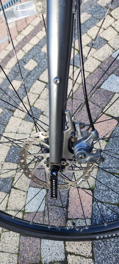 Rower Alu TREK 7.3FX/ Koła 28"/rama 17.5"/DEORE 3x8/Tarcze