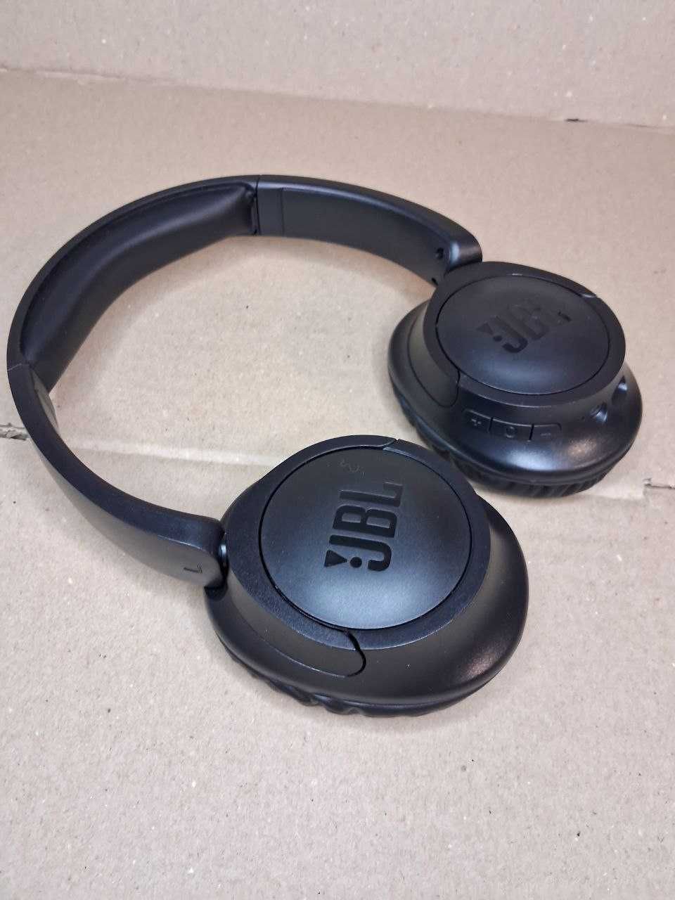 Беспроводные наушники JBL Tune 1100 BT