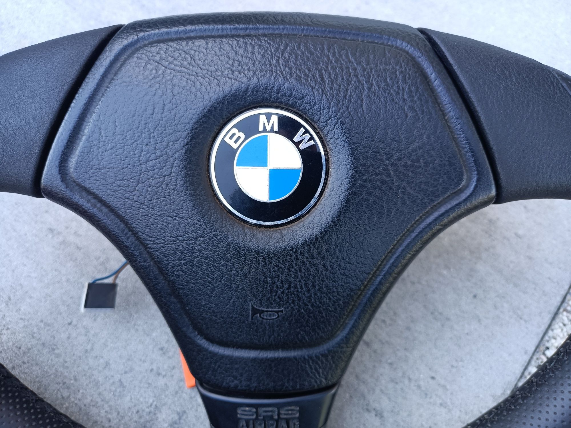 Kierownica sport BMW E36 E39 z taśmą