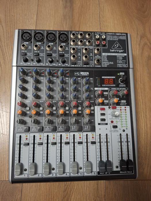 Sprzedam mikser Behringer xenyx 1204USB