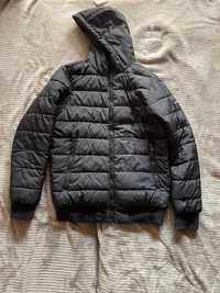 Зимова куртка Cropp розмір XS