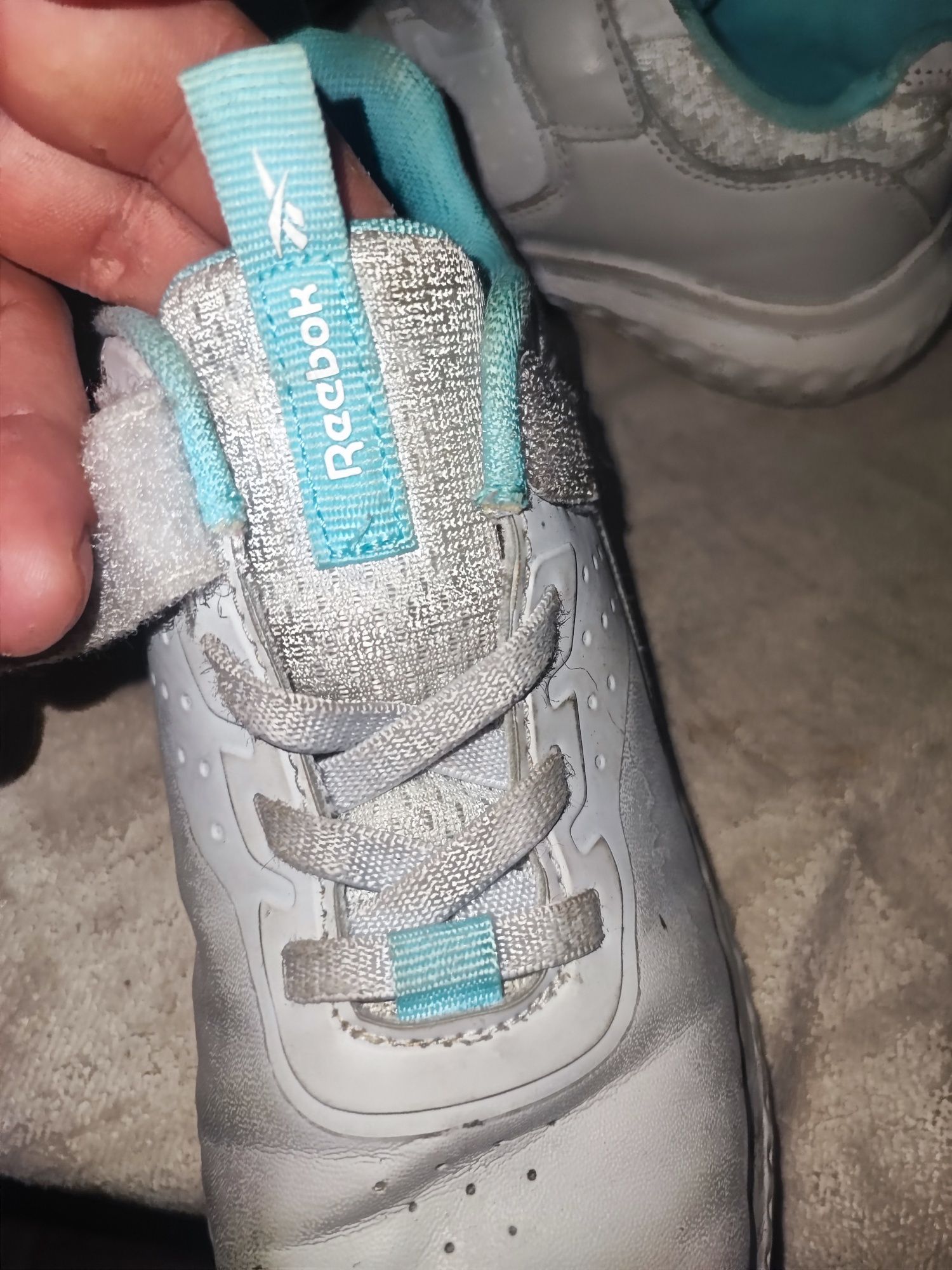 Buty dziecięce Reebok rozmiar 32