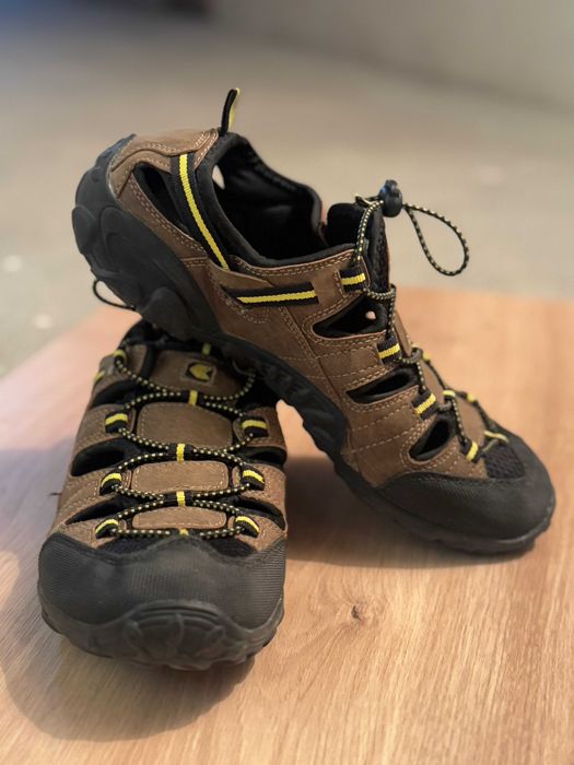 Buty do chodzenia po wodzie, sandały trekkingowe rozmiar 42-43