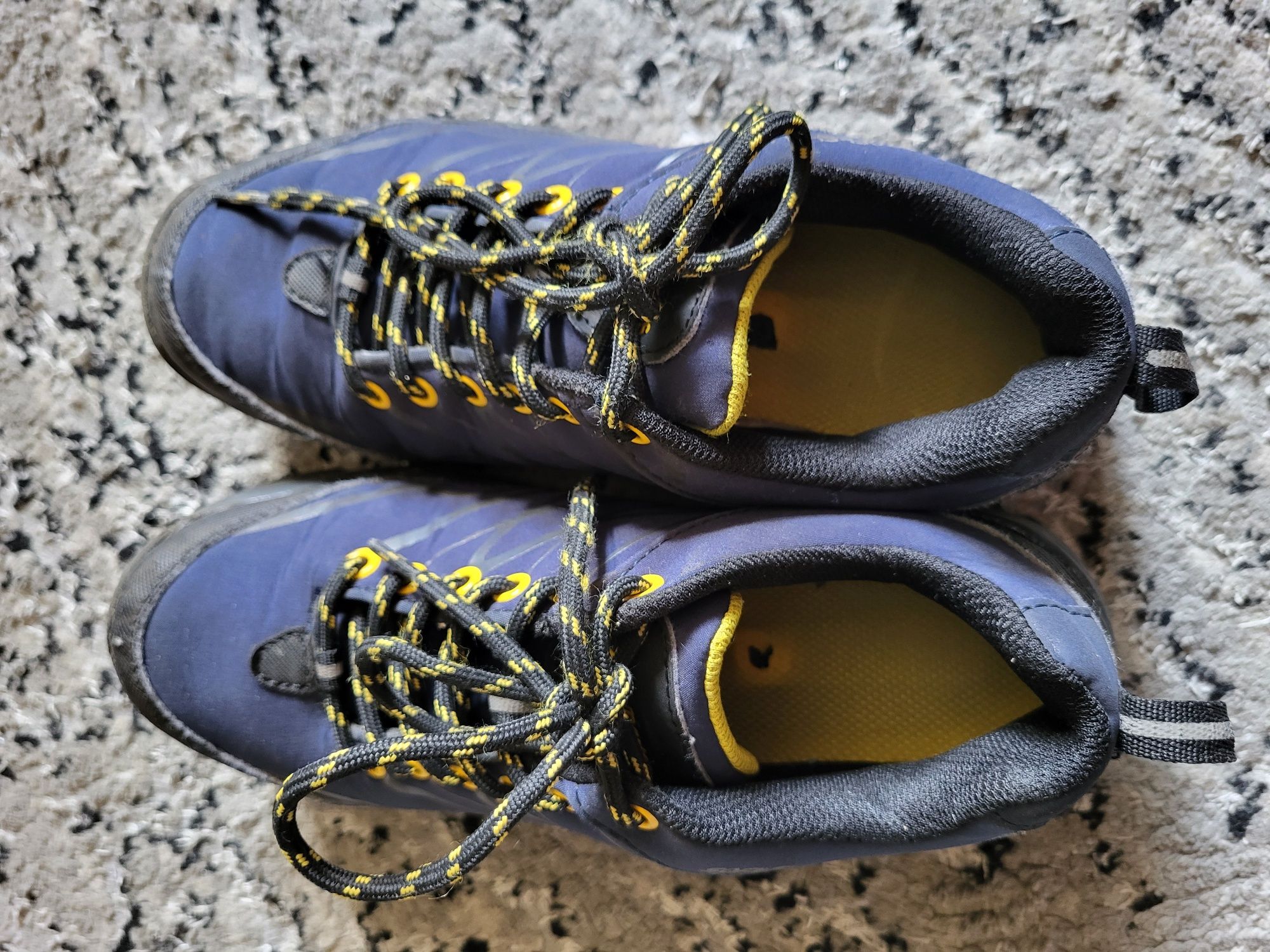 Martens rozm. 38 .