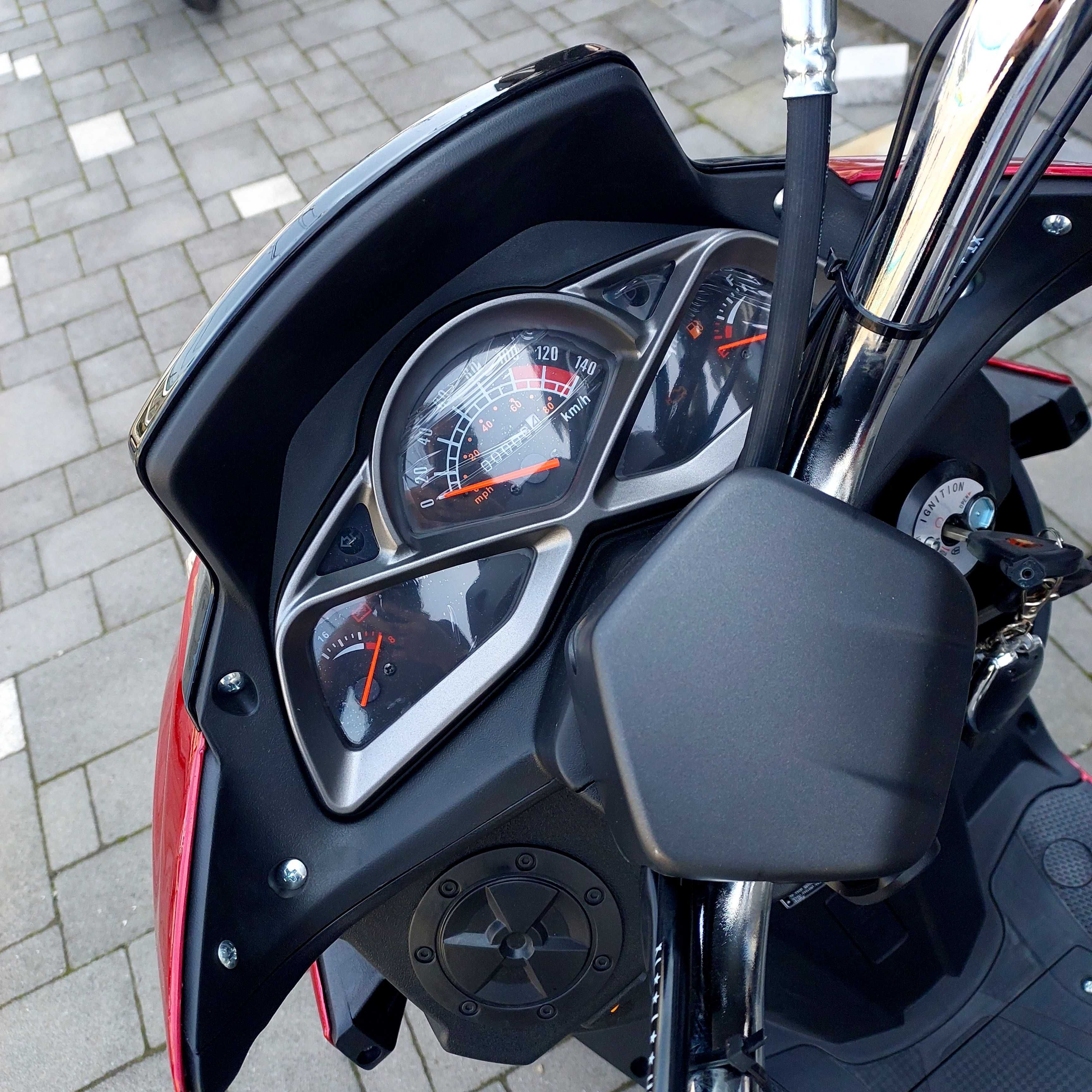 Скутер Spark SP150S-18, міський універсальний, гарантія, доставка