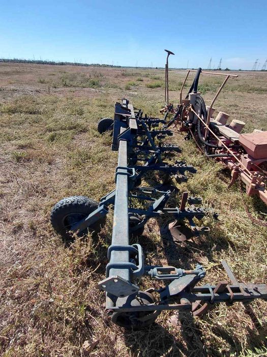 Навісне обладнання для сільхоз техніки