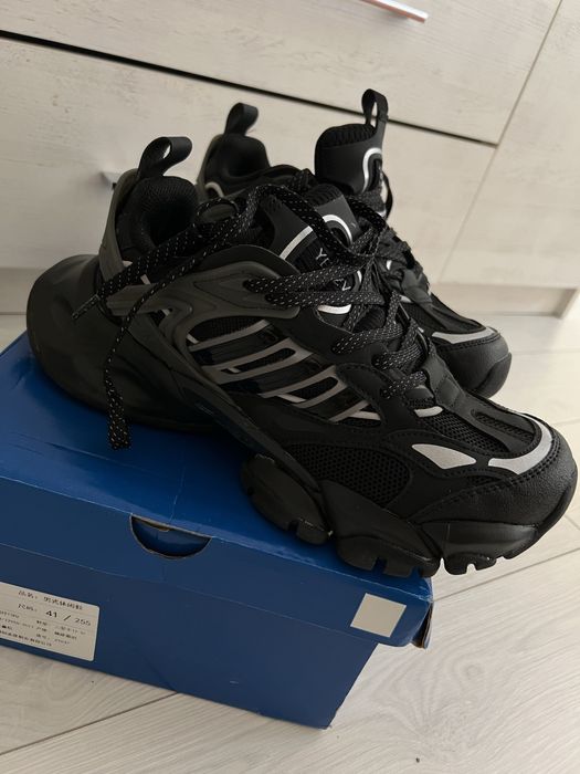 Кросівки в стилі y2k adidas x balenciaga