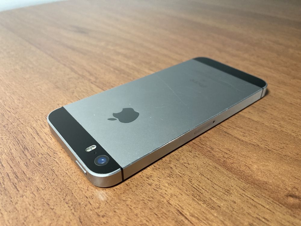 Apple iPhone SE 32GB czarny | w pełni sprawny | komplet