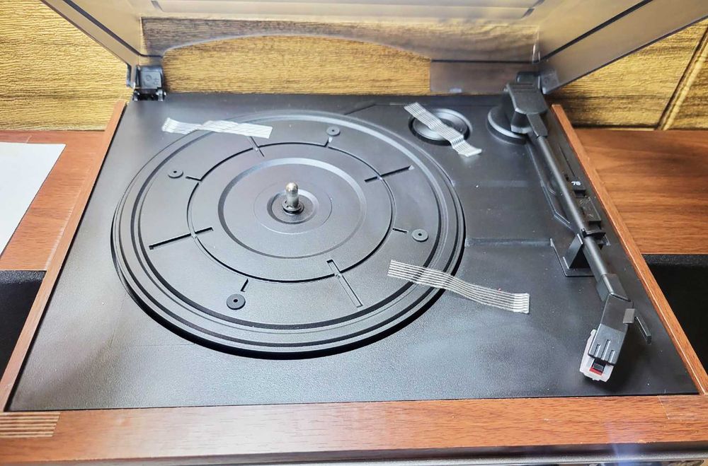 ВАДА ! Двохкасетний CD вініловий програвач Soundmaster MCD5550