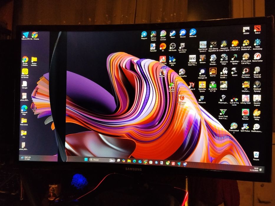 2 Моніторa Samsung 24"  вигнуті