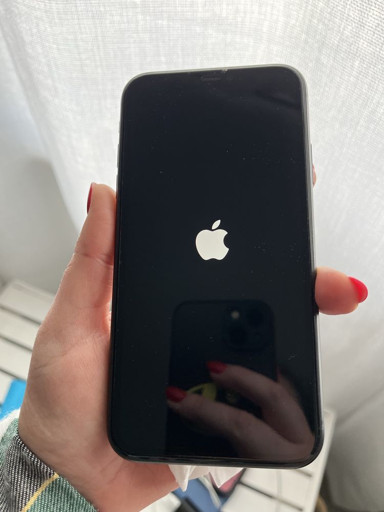 iPhone 11 64 GB black