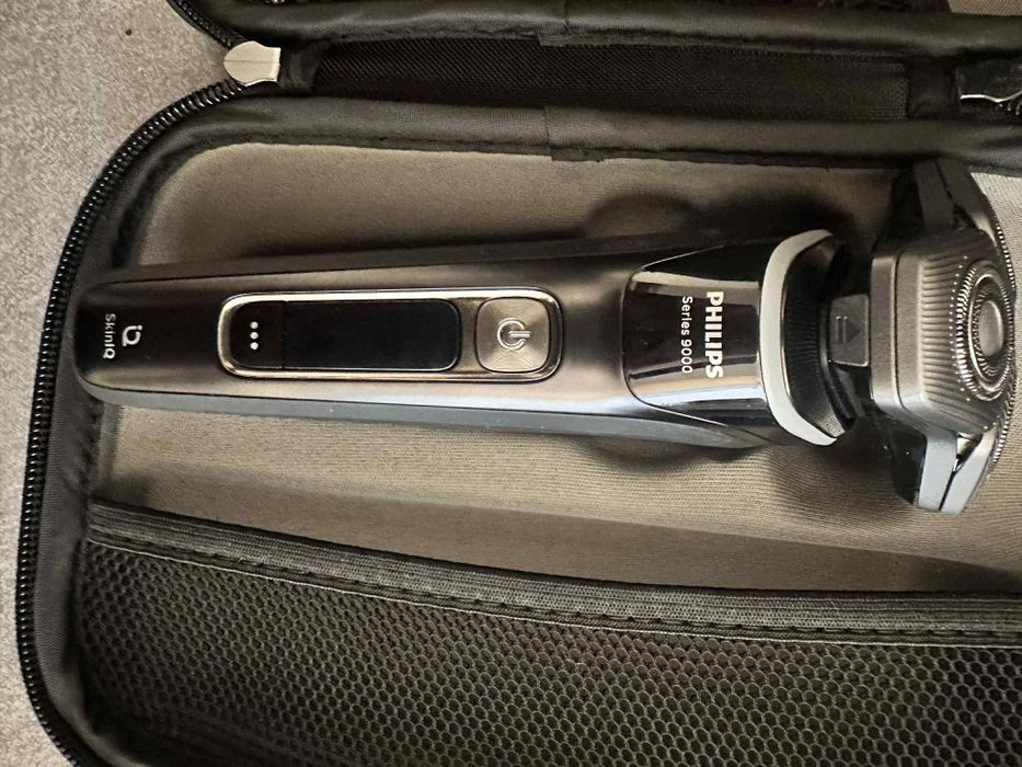 Golarka Philips 9000