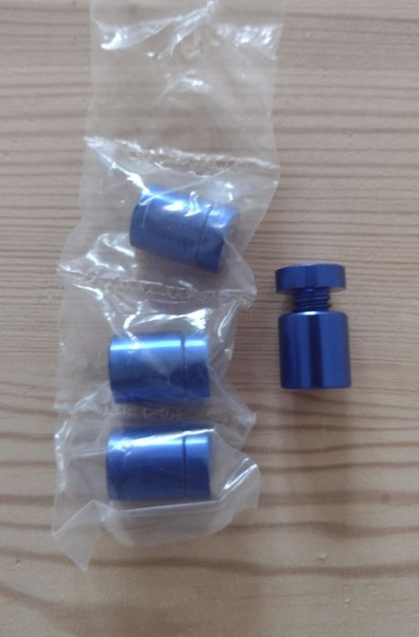 Dystanse montażowe 4 szt, 13 mm