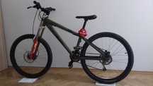 Kona Stuff  DH/Dirt/Jump/Street