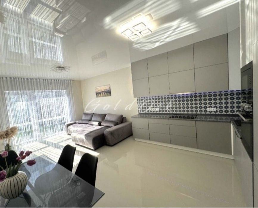 Здам Таунхаус поруч м .Осокорки.Перша оренда