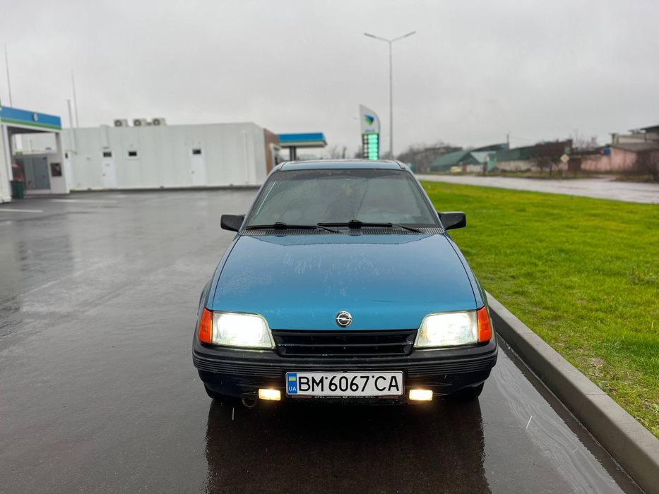 Олель кадет 1.3 газ/бензин