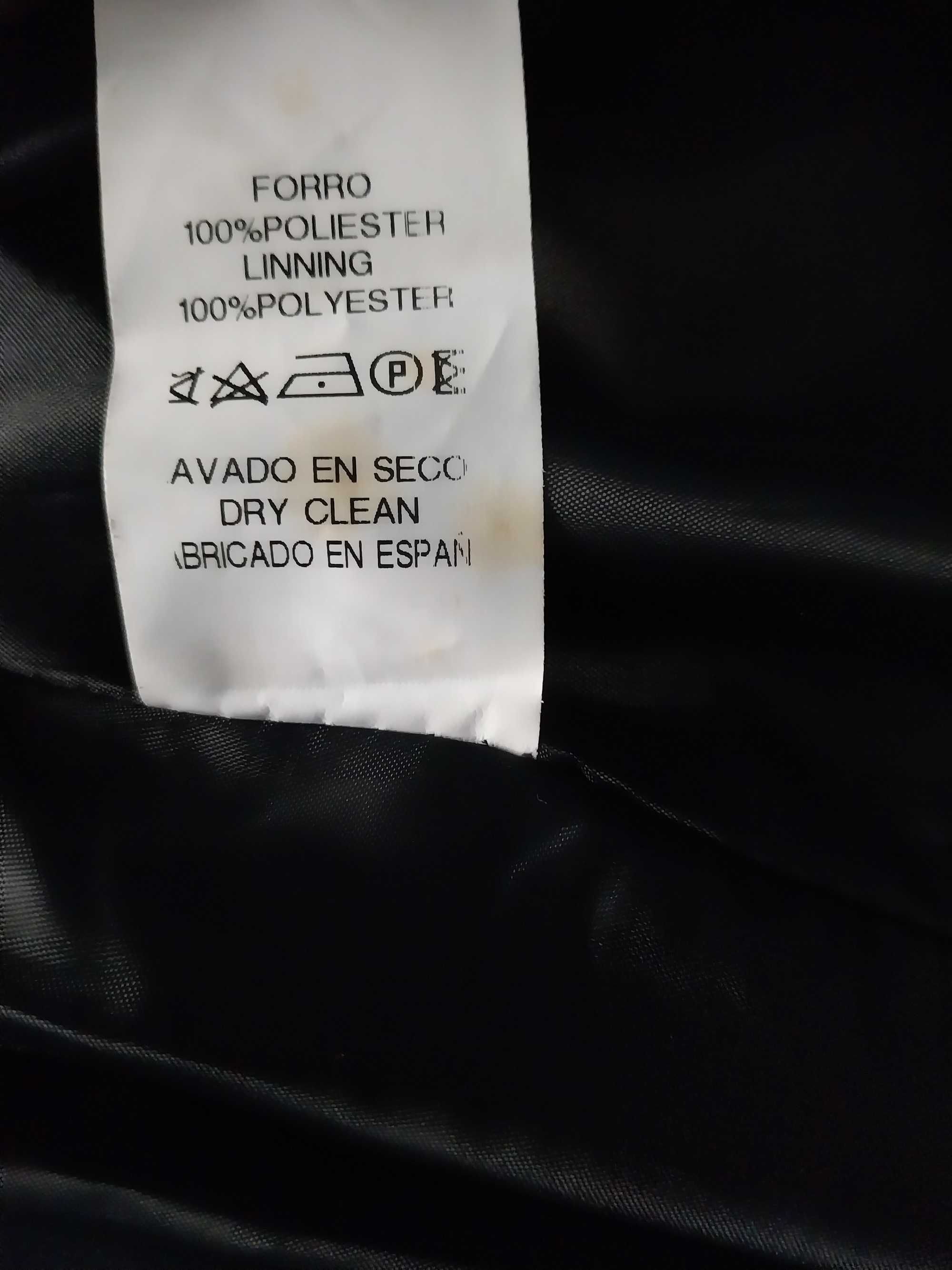 Casaco/Sobretudo Preto, em muito bom estado, XL