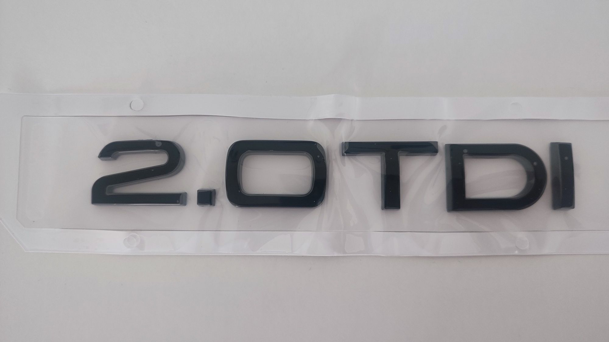 Emblemat 2,0TDI czarny połysk do Audi NOWY