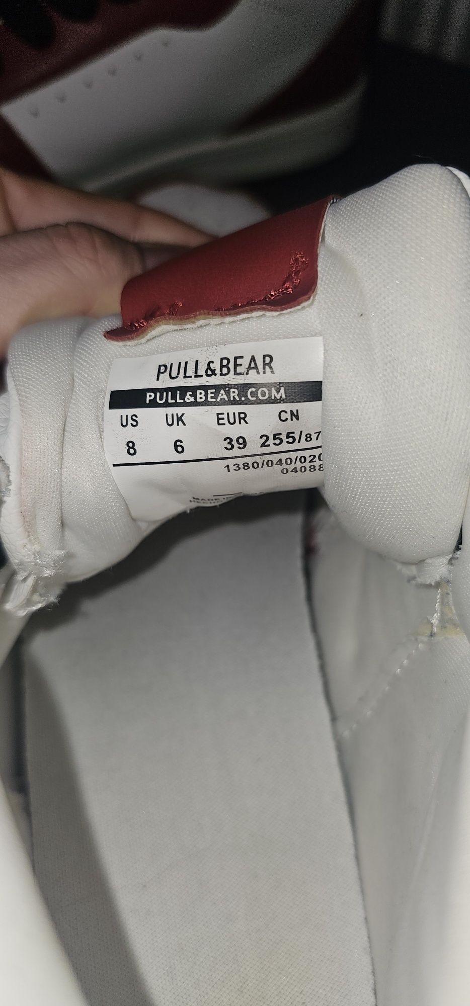 Męskie buty bialo czerwone