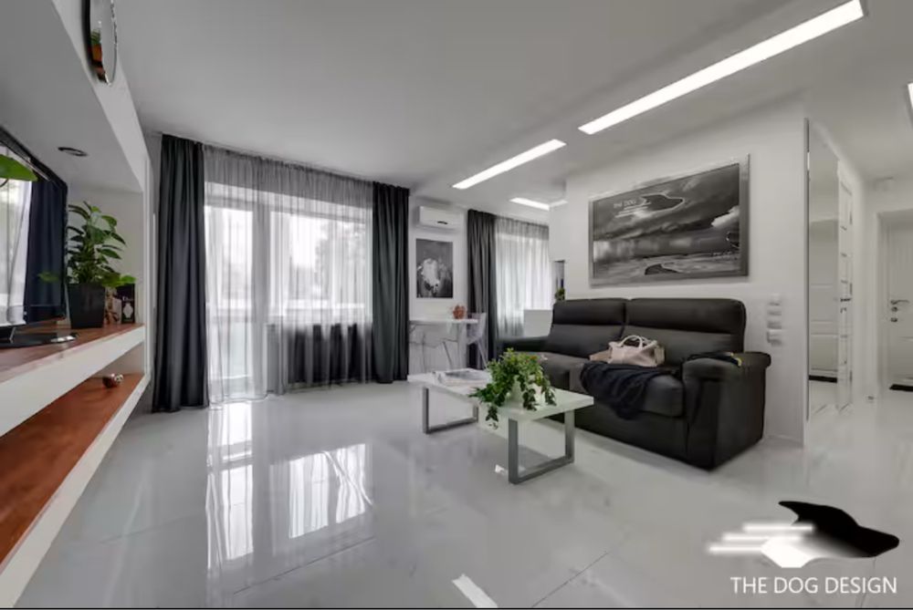 Оренда молодіжної авторської квартири Печерськ Лесі Українки центр