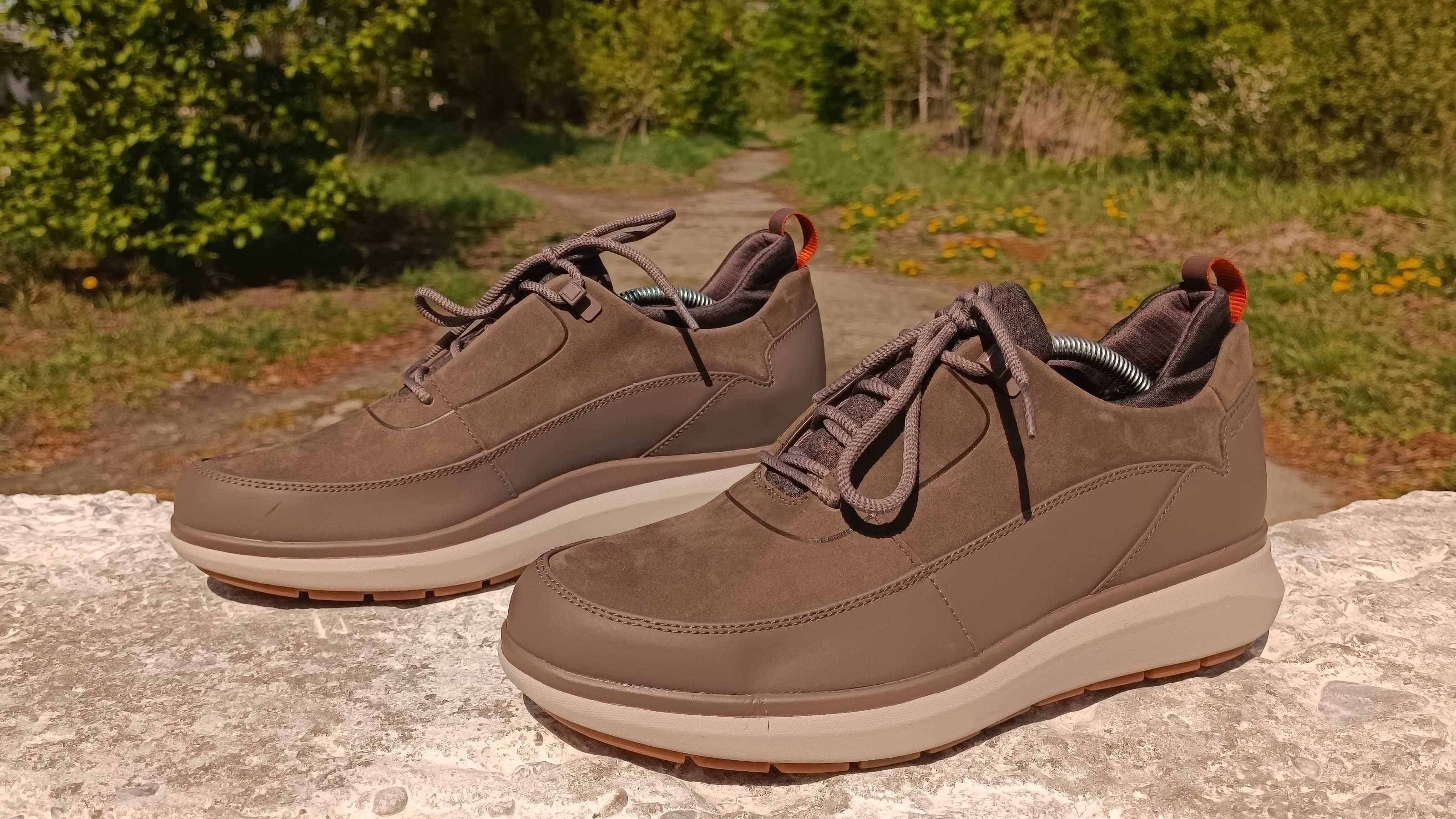 Чоловічі напівчеревики, мембранні кросівки Clarks Un Venture Low