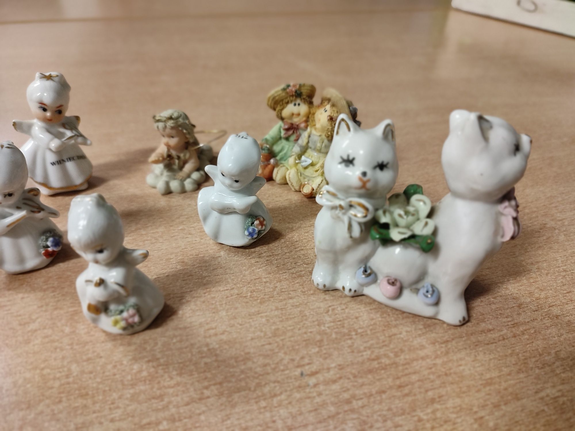 Figurki ceramiczne