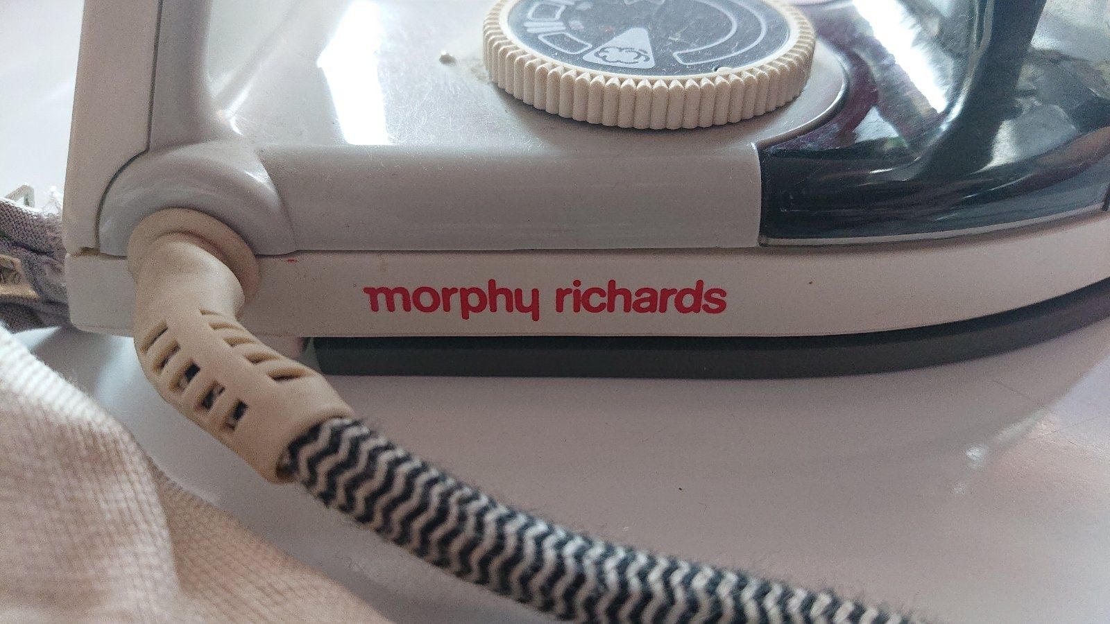 Дорожній утюг Morphy Richards