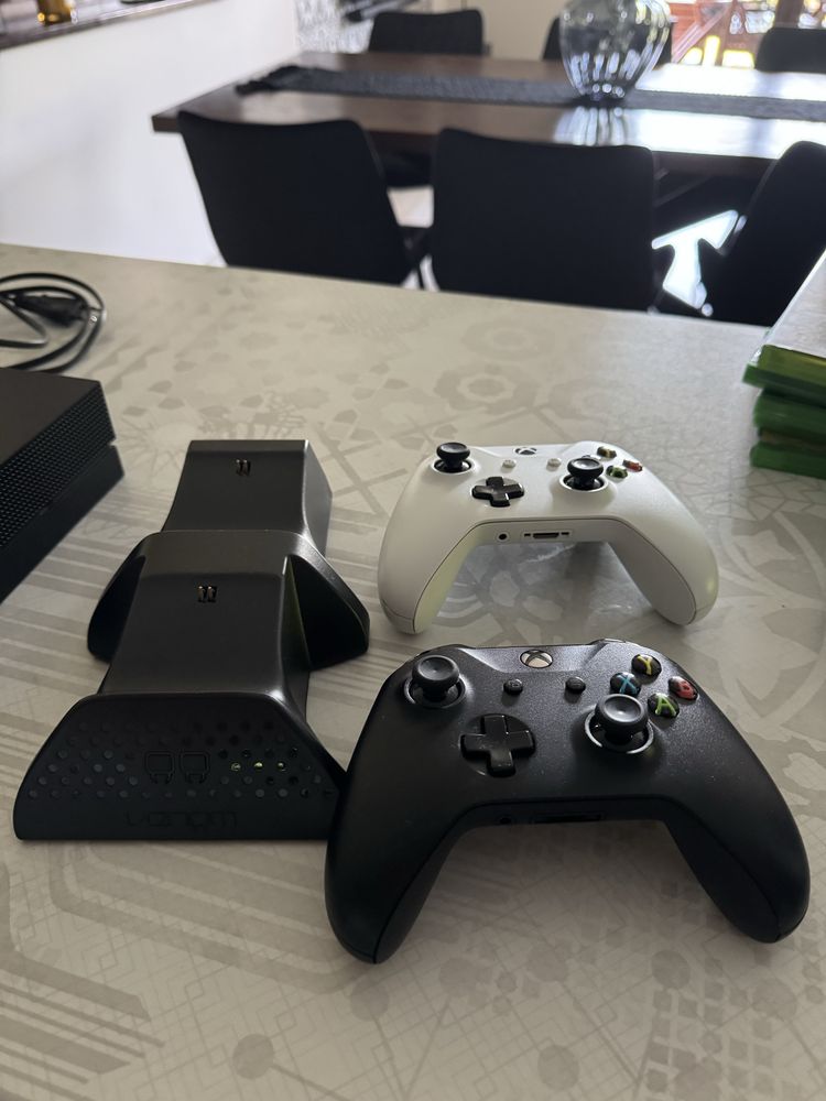 Xbox one x 1 tb