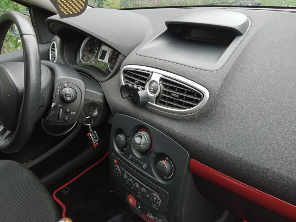 Renault Clio 1.2 16V Klima wersja Rip Curl