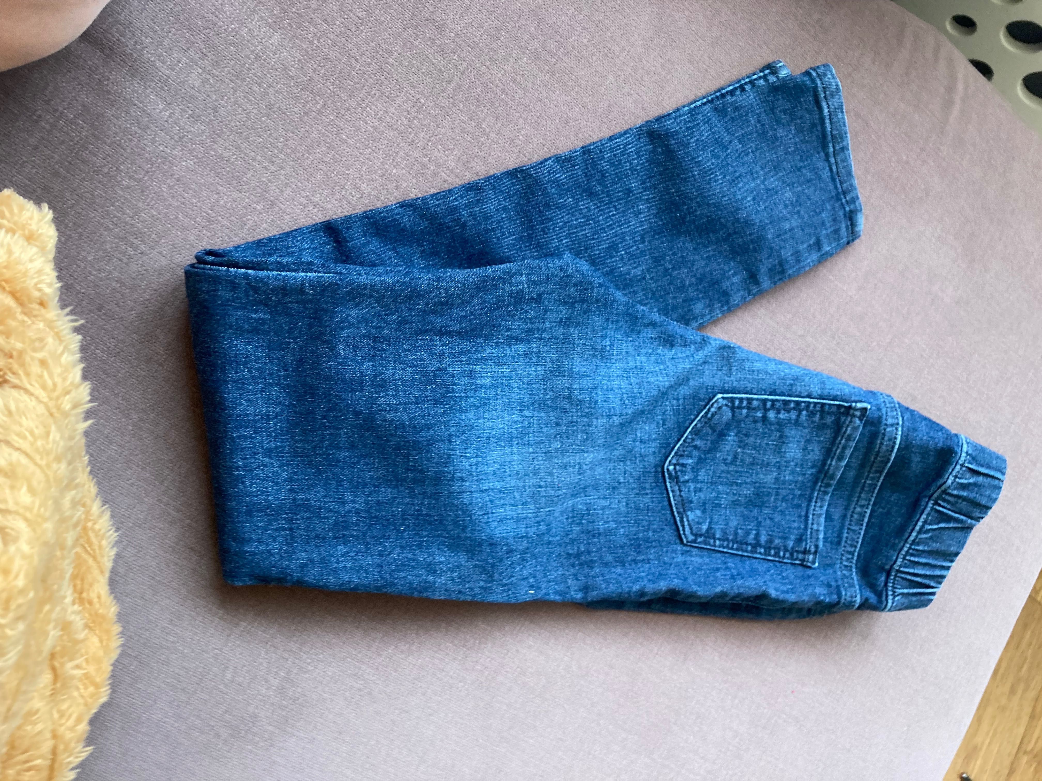 Jeansy H&M legginsy dżinsowe lekko elastyczne rozmiar 134