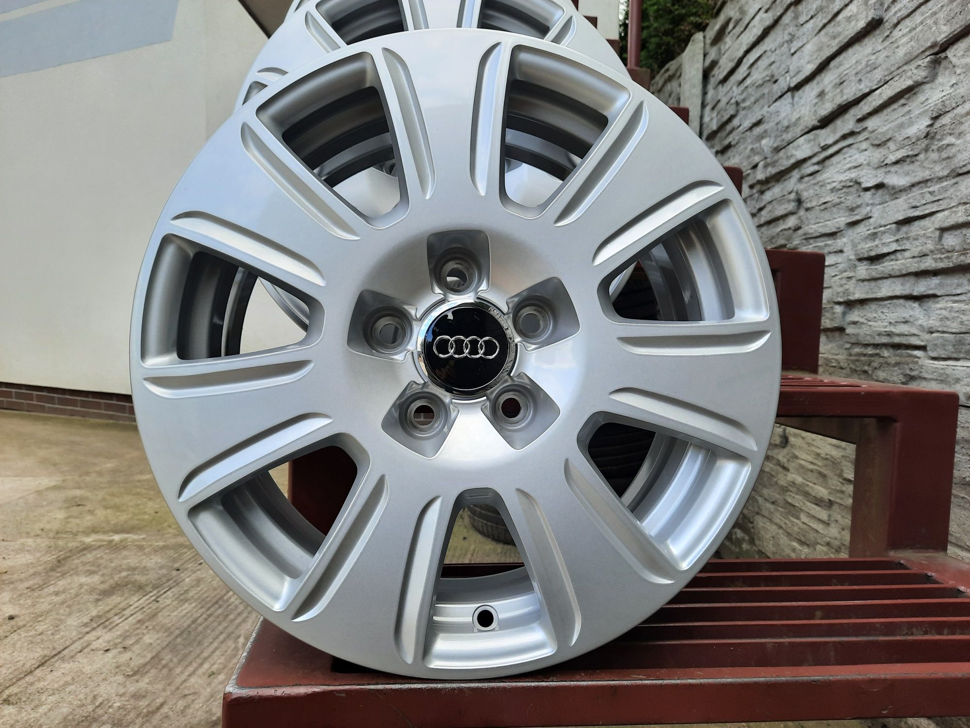 Alufelgi NOWE Audi 16 5x112 A3 A4 B6 B7 A8 Q3 Q2 TT ORYGINALNE!