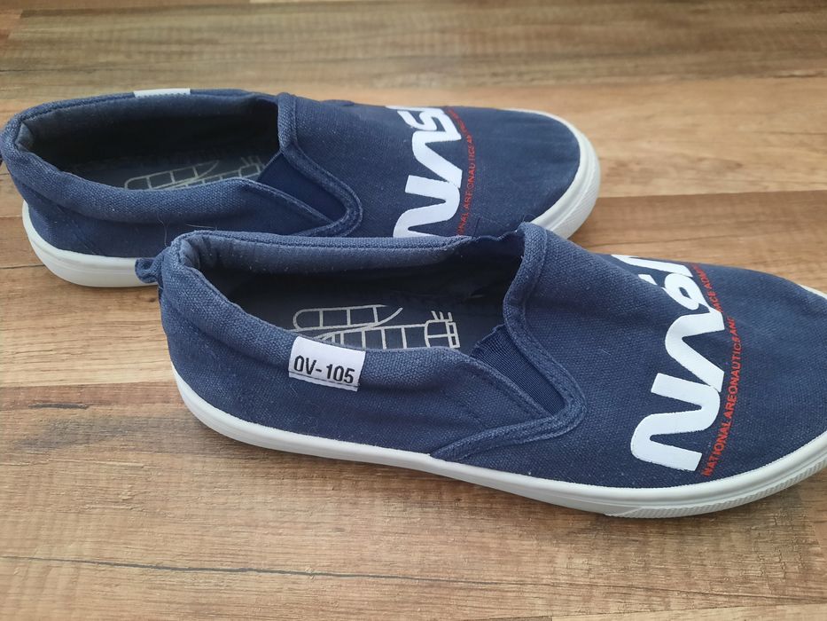 Trampki szkolne rozm.37