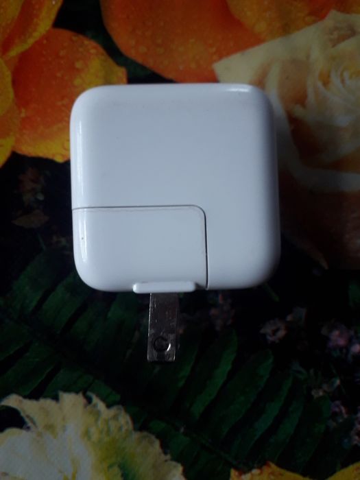 Швидка зарядка для айфона, apple нова. 20W, type-C. 10W, 5W вживані