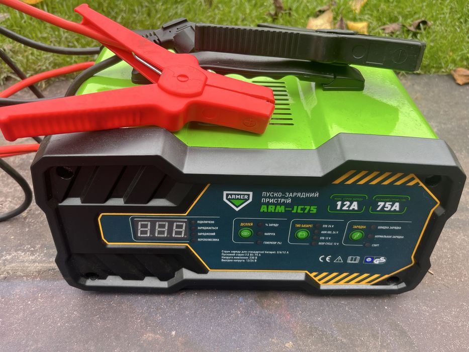 Пуско-зарядний пристрій, 12-24V, фірми Armer  та DK