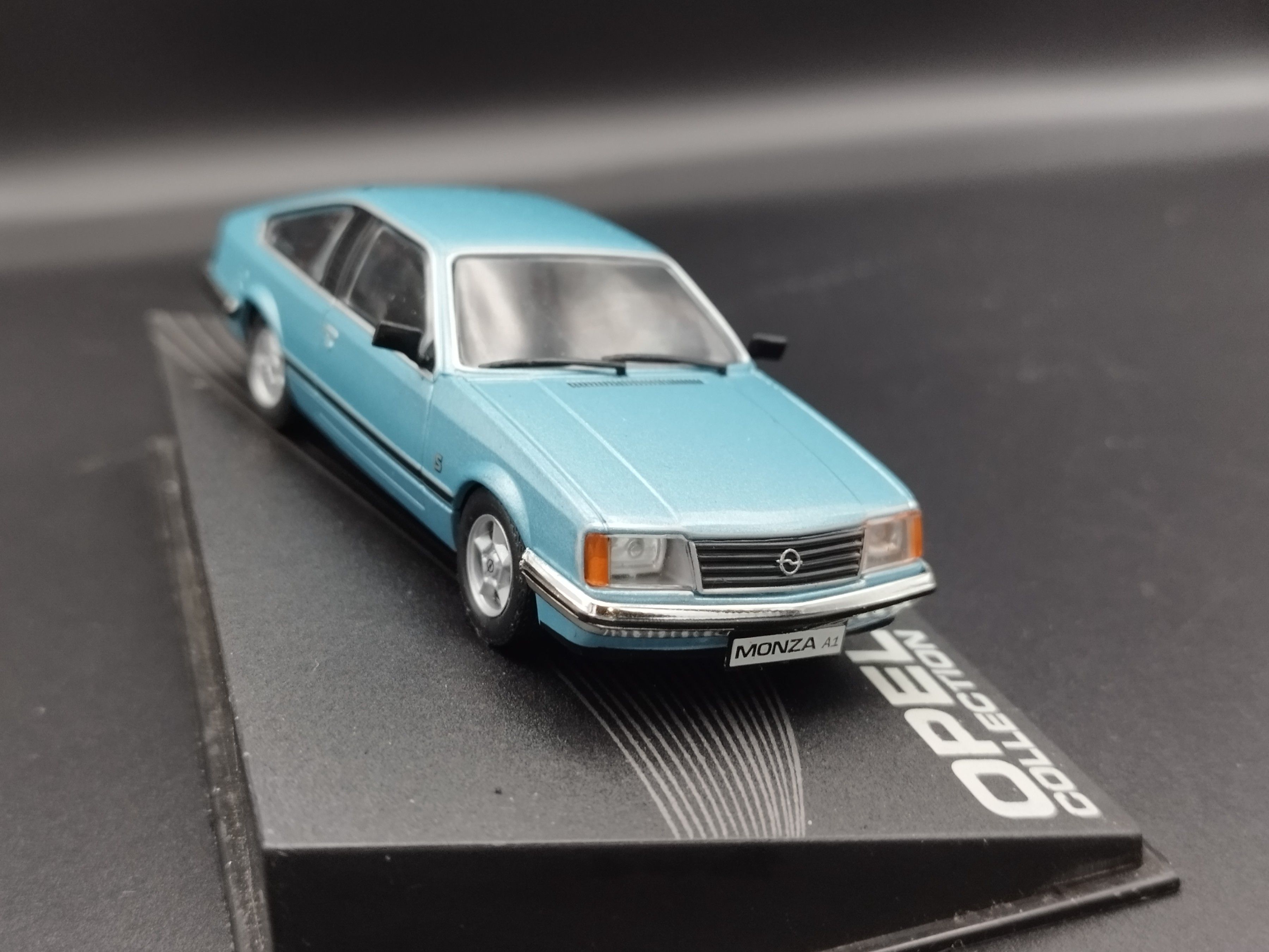 1:43 Opel Collection  Opel Monza A model używany