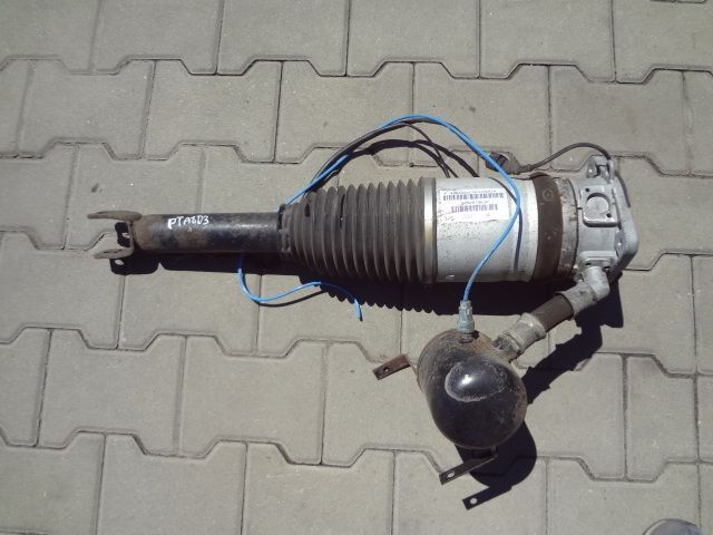 AUDI A8 D3 05-10r AMORTYZATOR PRAWY TYŁ TYLNY