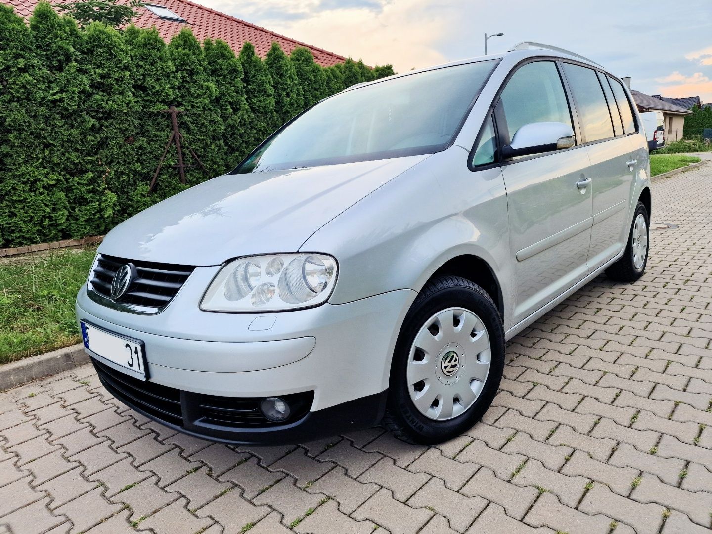 VW Touran 1.9TDI 101KM 6 Bieg, 7-osob, Hak, Klima, Nowy Rozrząd i Olej